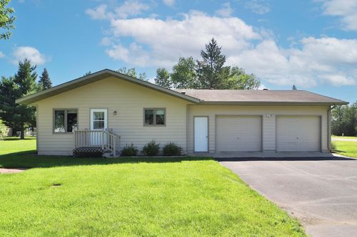 80 6th Ave S, Motley, MN, 56466-2439 | Card Image
