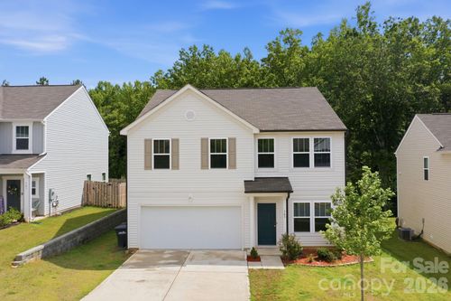 143 Batten Ridge Dr, Statesville, NC, 28677-8440 | Card Image