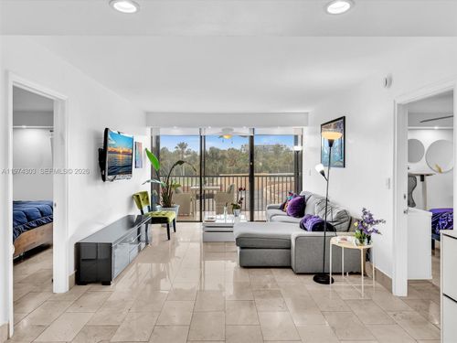 310-20335 W Country Club Dr, Aventura, FL, 33180-1621 | Card Image