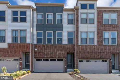 24510 Laurel Thicket Ter, STERLING, VA, 20166-2704 | Card Image