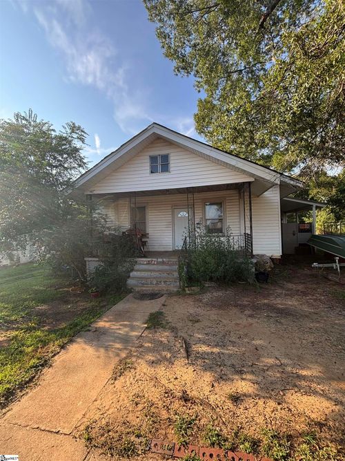 708 Jefferson St, Clinton, SC, 29325-1815 | Card Image