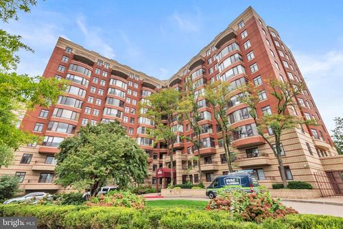 apt-212-2400 Clarendon Blvd, ARLINGTON, VA, 22201-5842 | Card Image