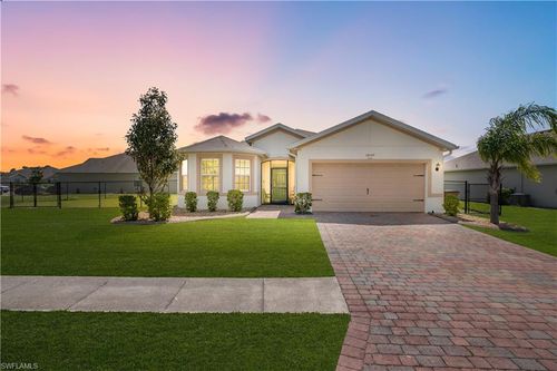 10549 Canal Brook Ln, Lehigh Acres, FL, 33936 | Card Image