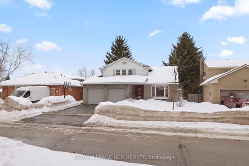 43 Goldgate Cres, Orangeville, ON, L9W4B6 | Card Image