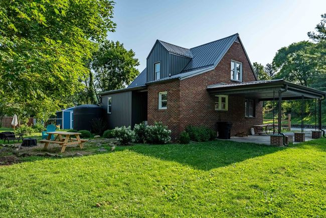 461 S Shady Ave, House other with 3 bedrooms, 3 bathrooms and null parking in Damascus VA | Image 46