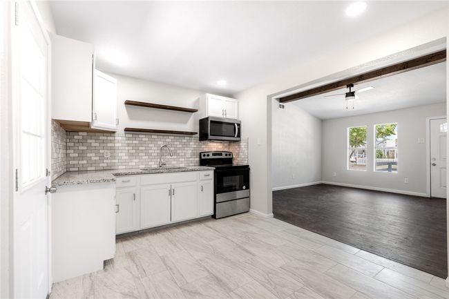 1122 Lum Ave, House other with 3 bedrooms, 1 bathrooms and 2 parking in Corpus Christi TX | Image 9