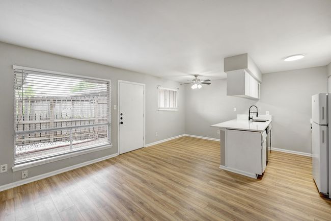 APT-20 - 1529 Wirt Rd, Townhouse with 1 bedrooms, 1 bathrooms and null parking in Houston TX | Image 5