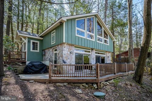 3084 Lake Shore Dr, OAKLAND, MD, 21550-7225 | Card Image