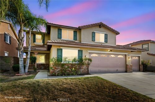 45027 Sonia Dr, Lake Elsinore, CA, 92532 | Card Image