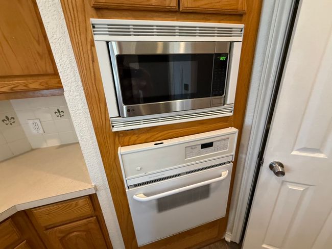 1093 Keeson Trl, House other with 4 bedrooms, 3 bathrooms and null parking in Lewisville TX | Image 16