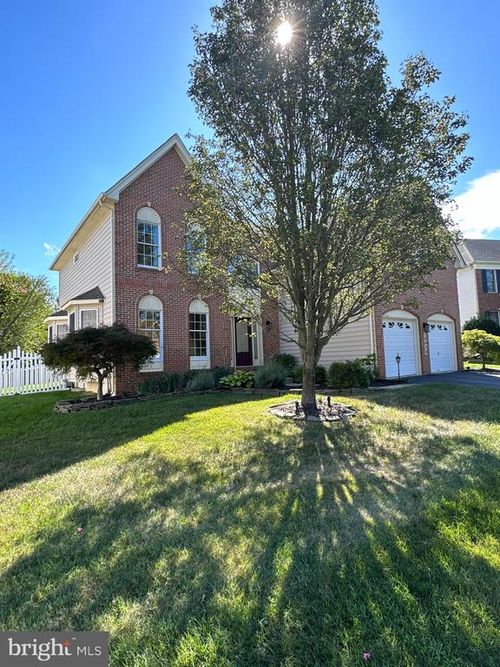 18429 Polynesian Ln, BOYDS, MD, 20841-4313 | Card Image