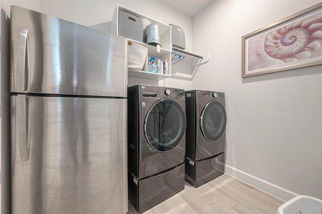 29042 Hauter Way, House other with 4 bedrooms, 4 bathrooms and 3 parking in Fulshear TX | Image 20