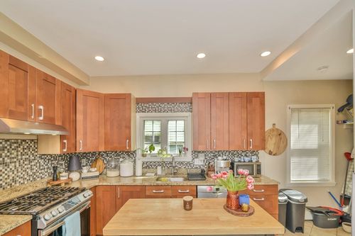 1-88 Pearl St, Somerville, MA, 02145-3240 | Card Image