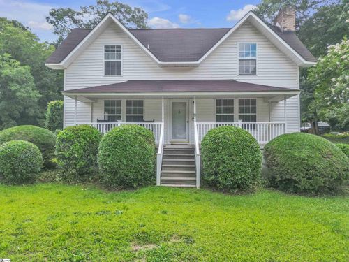 8 Spring St, Piedmont, SC, 29673-1118 | Card Image