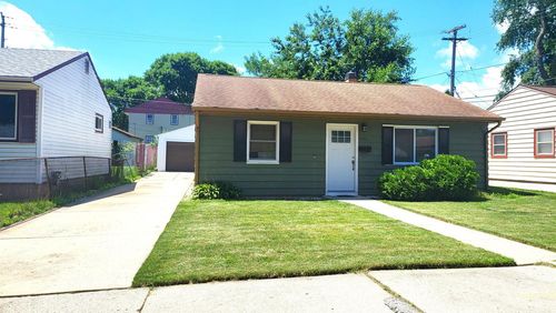 425 S 88 Street, Milwaukee, WI, 53214 | Card Image