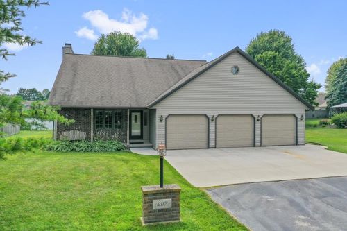 2117 Descendant Lane, SUAMICO, WI, 54313 | Card Image