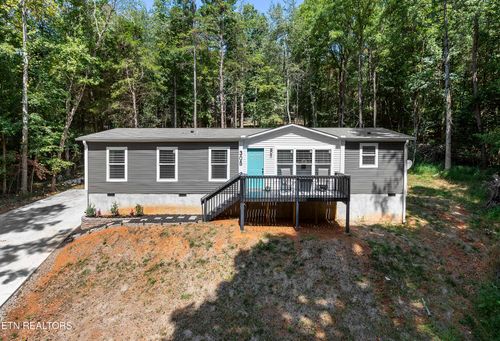 305 Willow Dr, Kingston, TN, 37763-5742 | Card Image