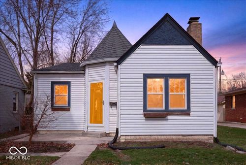 5244 10th St, Indianapolis, IN, 46219-4353 | Card Image