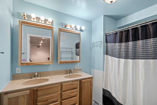 421 1 St Ave S, House other with 5 bedrooms, 3 bathrooms and null parking in Fairfield MT | Image 43
