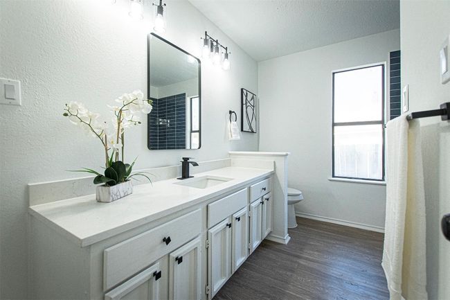 Primary Bath | Image 11