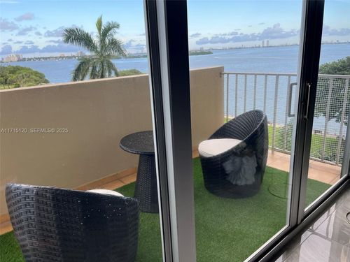 apt-5q-880 Ne 69th St, Miami, FL, 33138-5748 | Card Image