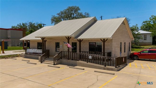 408 N Key Ave, Home with 0 bedrooms, 0 bathrooms and null parking in Lampasas TX | Image 6