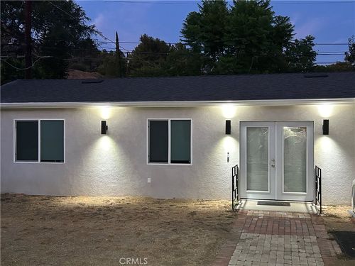 b-7780 Shadyspring Pl, Burbank, CA, 91504-1041 | Card Image