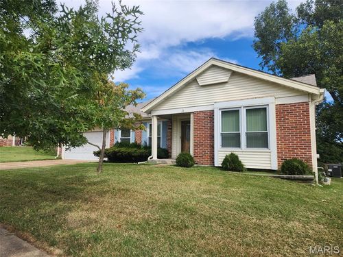 16507 Rain Forest Dr, Wildwood, MO, 63011-1810 | Card Image