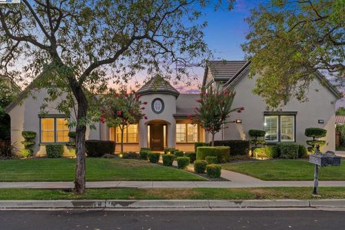 7297 Huntswood Ct, Pleasanton, CA, 94566-3468 | Card Image