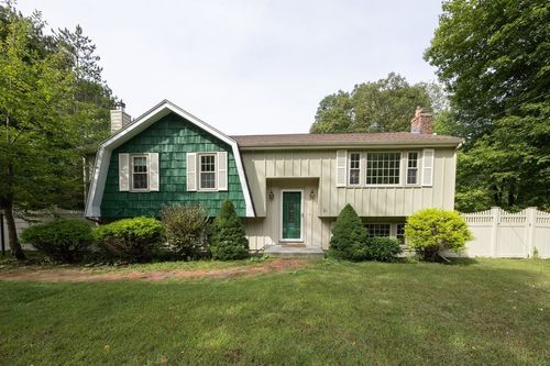23 Lexington Ln, Millis, MA, 02054-1442 | Card Image