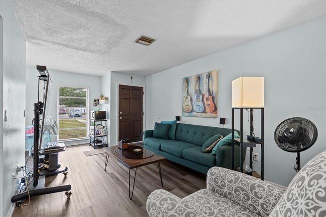 15629 Waverly St, Home with 4 bedrooms, 2 bathrooms and null parking in CLEARWATER FL | Image 8