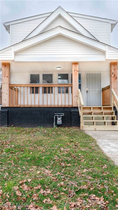 842 E 144th Street, Cleveland, OH, 44110 | Card Image