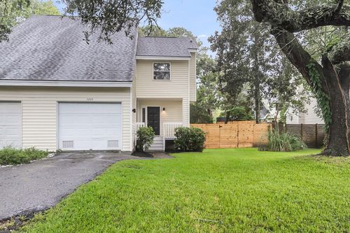 1225 Valley Forge Dr, Charleston, SC, 29412-9229 | Card Image