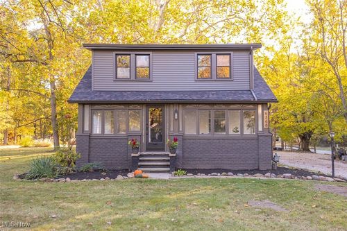 5366 Barton Rd, North Ridgeville, OH, 44039-2460 | Card Image