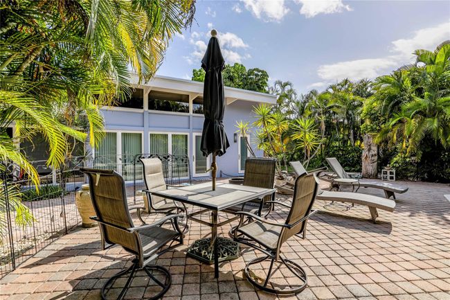 2912 Ne 27 Th St, House other with 2 bedrooms, 2 bathrooms and null parking in Lighthouse Point FL | Image 4