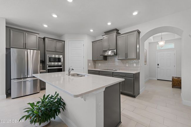 Well Appointed Kitchen | Image 9