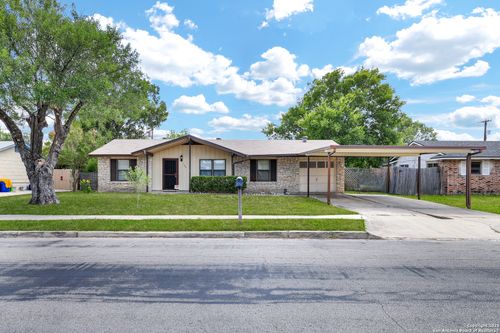 166 Meadow Trail Dr, San Antonio, TX, 78227-1639 | Card Image