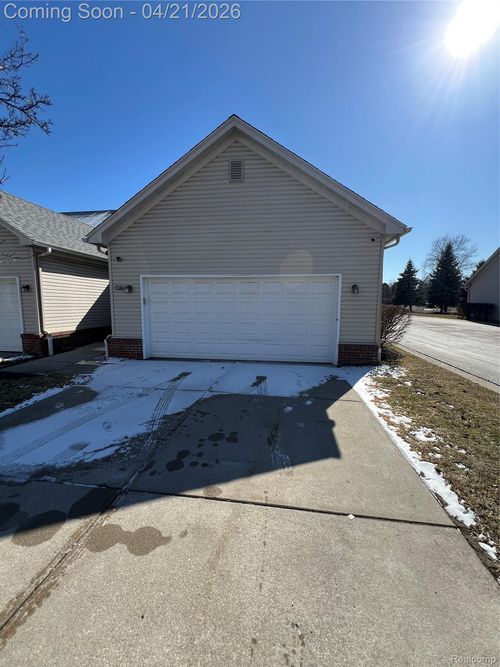 24777 Ashley Ct, Redford, MI, 48239-2623 | Card Image