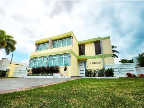 384-LOS MONTES Guayacan, Dorado, PR, 00646 | Card Image