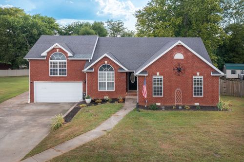 3887 Stella Dr, Clarksville, TN, 37040-5588 | Card Image