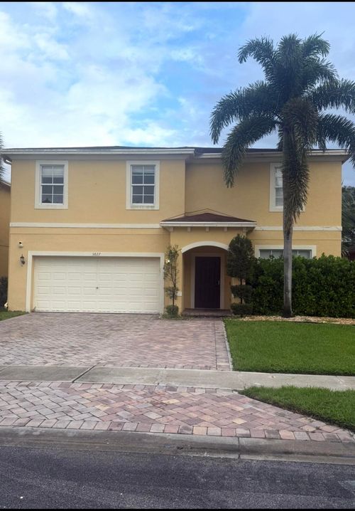 5827 Gypsum Pl, West Palm Beach, FL, 33413-1243 | Card Image