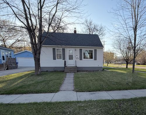 1630 14th Street S, Fargo, ND, 58103 | Card Image