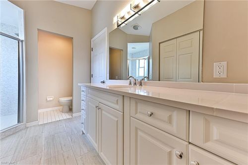4424 Pine Lake Rd, Bonita Springs, FL, 34134-3945 | Card Image