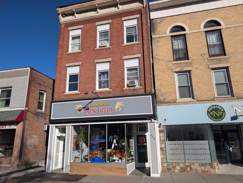 436 Main St, Winsted, CT, 06098-1528 | Card Image