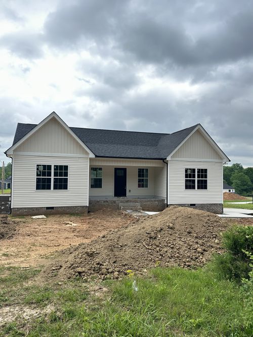 1014 Northside Dr, Dickson, TN, 37055-2189 | Card Image