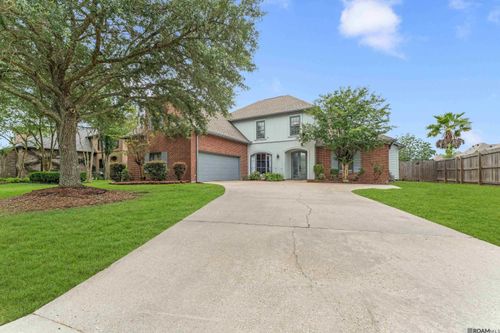 18019 Timberview Dr, Prairieville, LA, 70769-3379 | Card Image