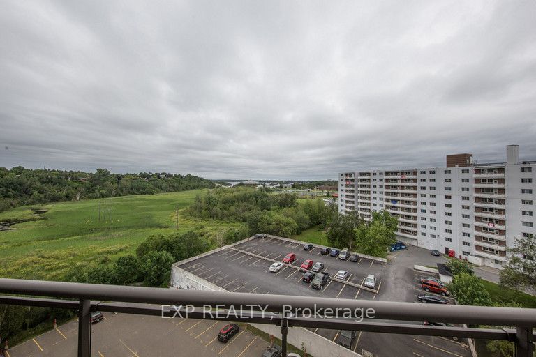 Residential Lease in Sudbury Remote Area