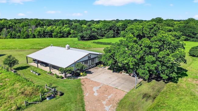 12041 Bell Rd, House other with 3 bedrooms, 2 bathrooms and null parking in Pilot Point TX | Image 31