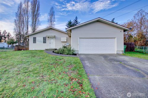 388 Nw 11th Ct, Oak Harbor, WA, 98277-2055 | Card Image