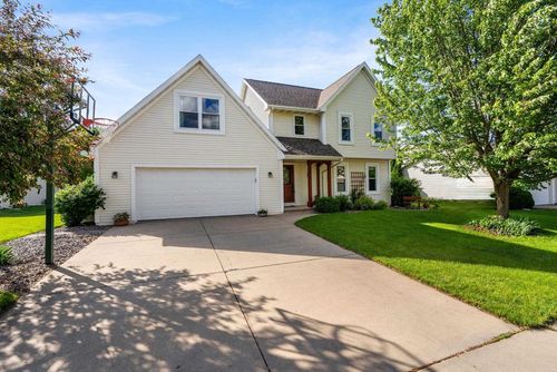 4501 N Stonebridge Court, APPLETON, WI, 54913 | Card Image